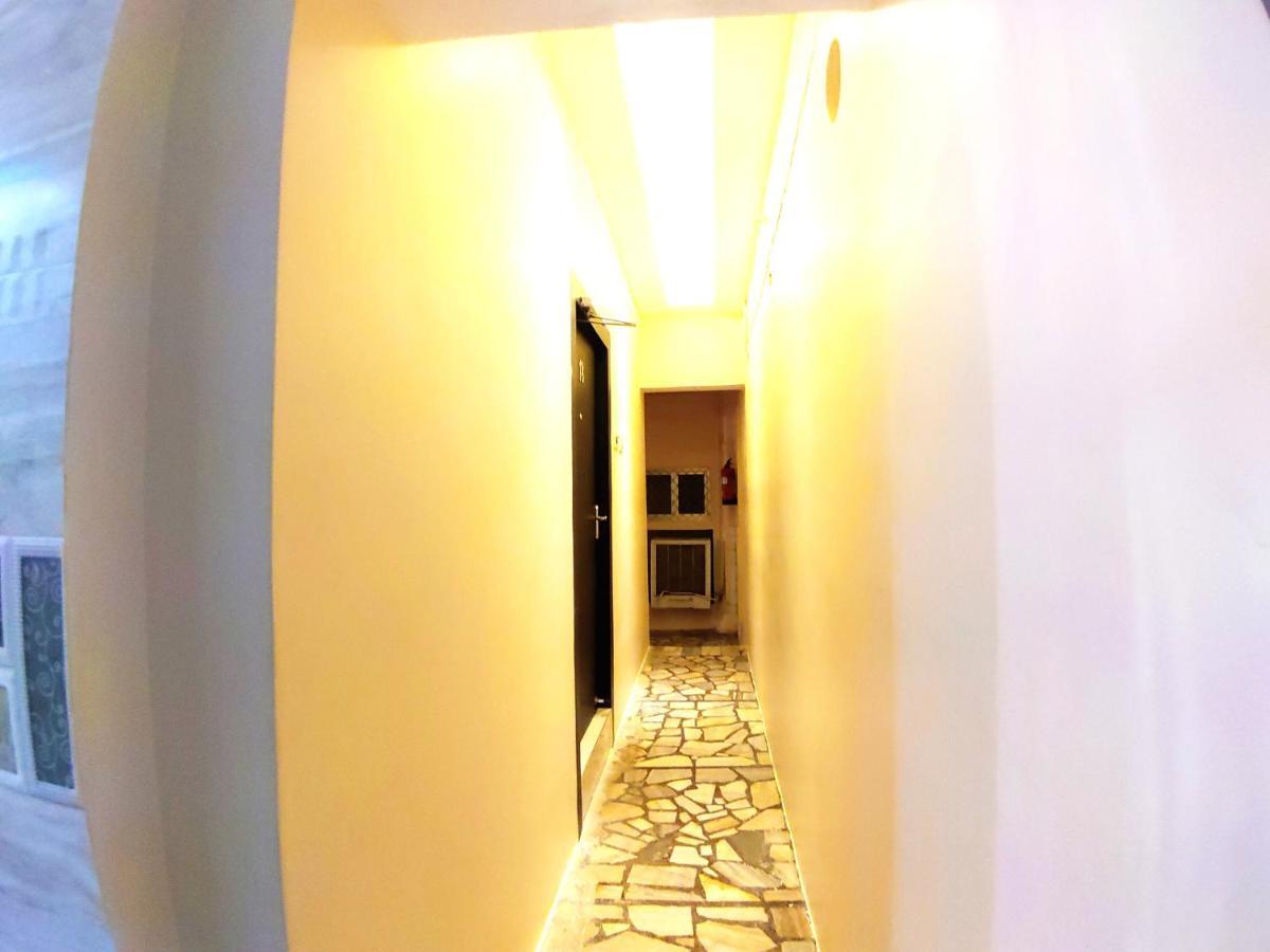 City Hotel Prayagraj Bagian luar foto